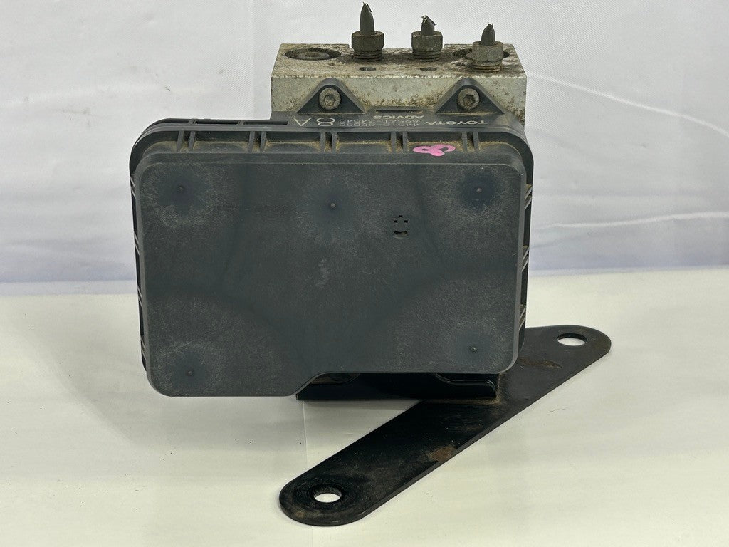 2004 Toyota Tundra ABS Anti-Lock Brake Pump Control 44510-0C050 Module OEM