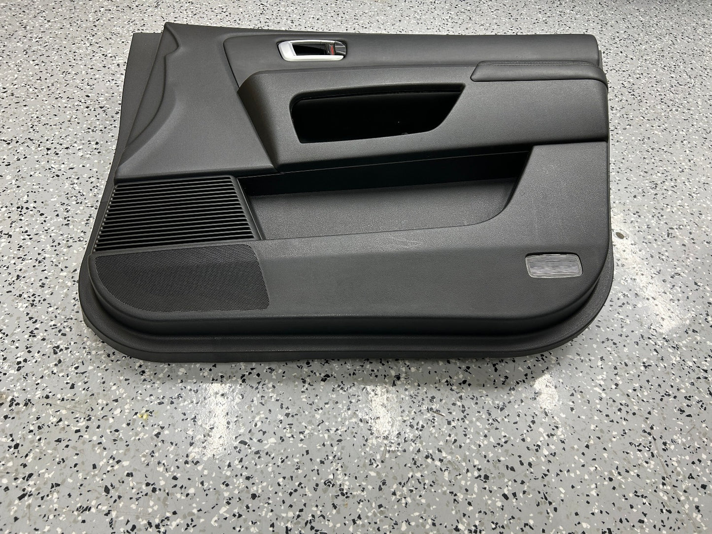 2009-2011 Honda Pilot Touring Right Front Complete Door Panel Black Leather OEM
