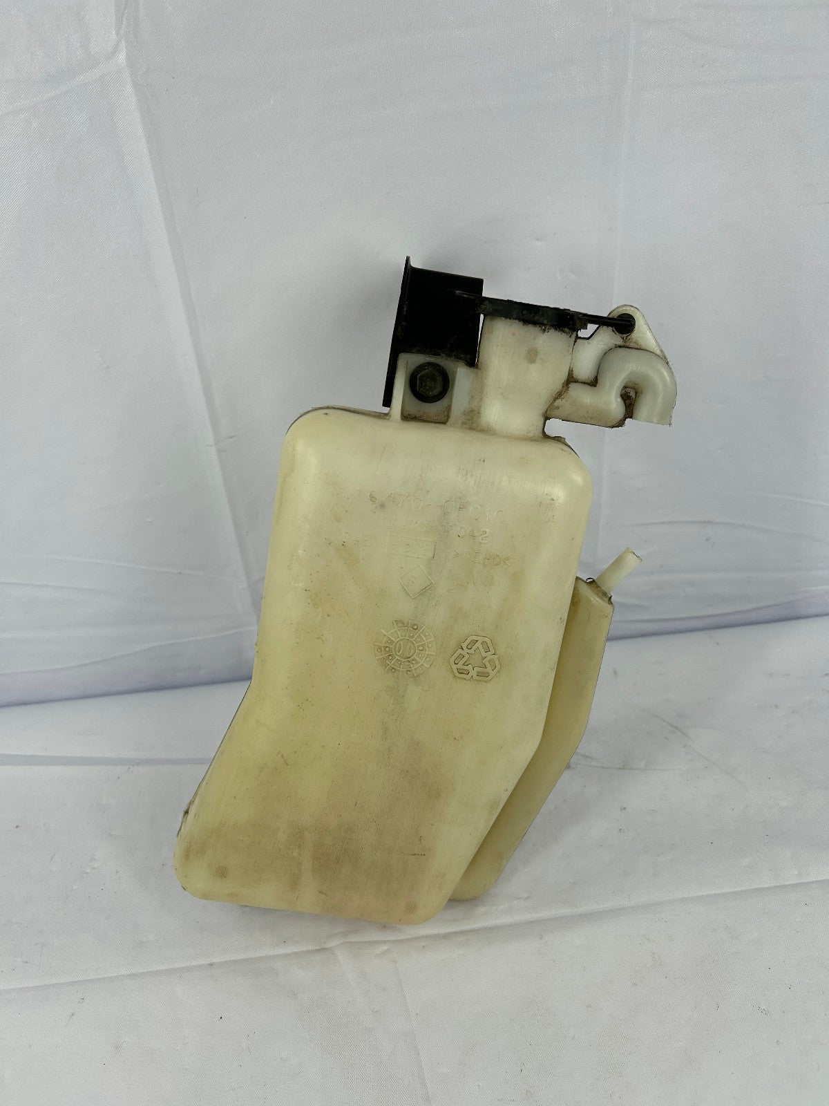 2001-2007 Toyota Sequoia Radiator Coolant Bottle Reservoir Tank OEM