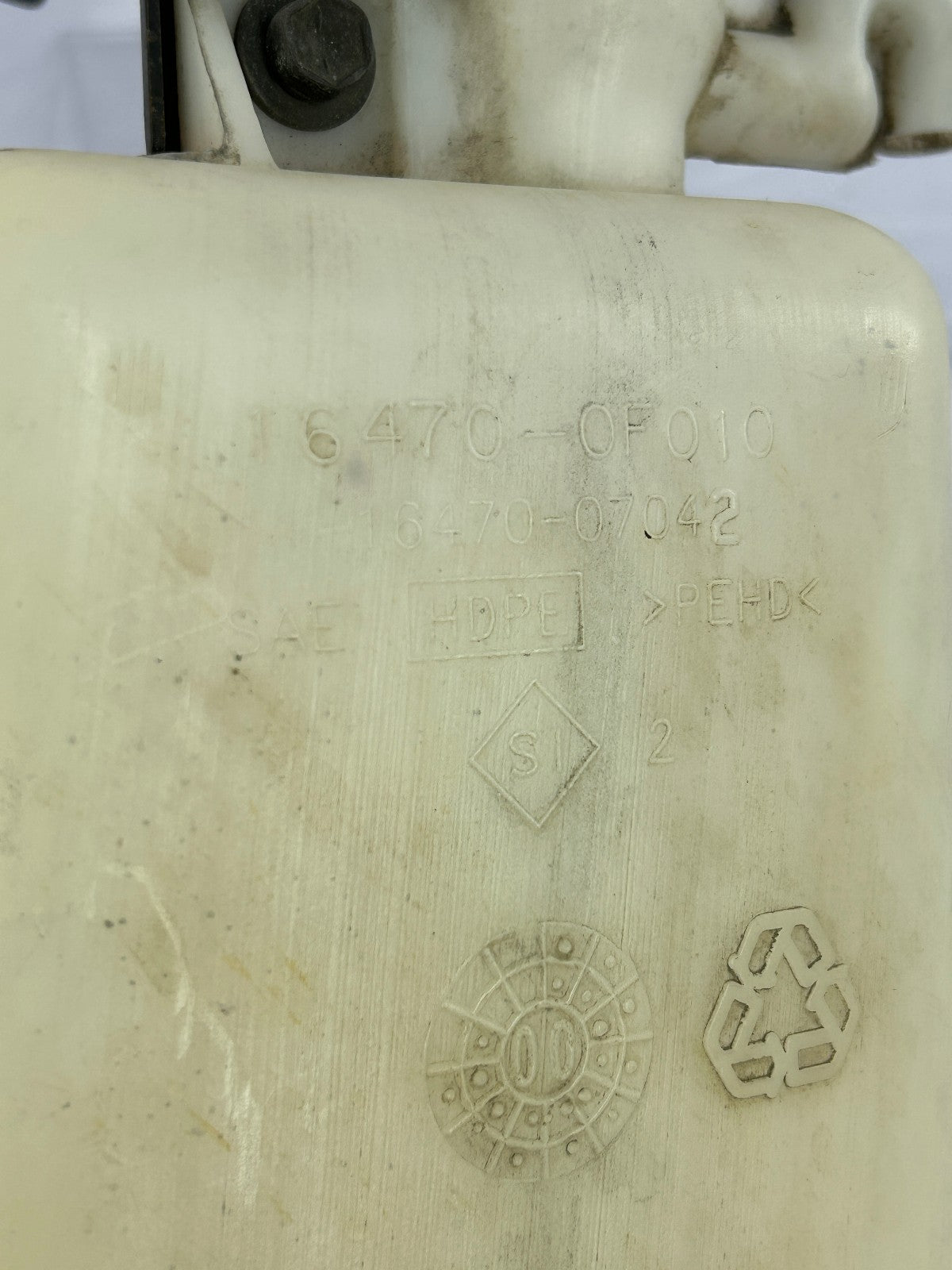 2001-2007 Toyota Sequoia Radiator Coolant Bottle Reservoir Tank OEM
