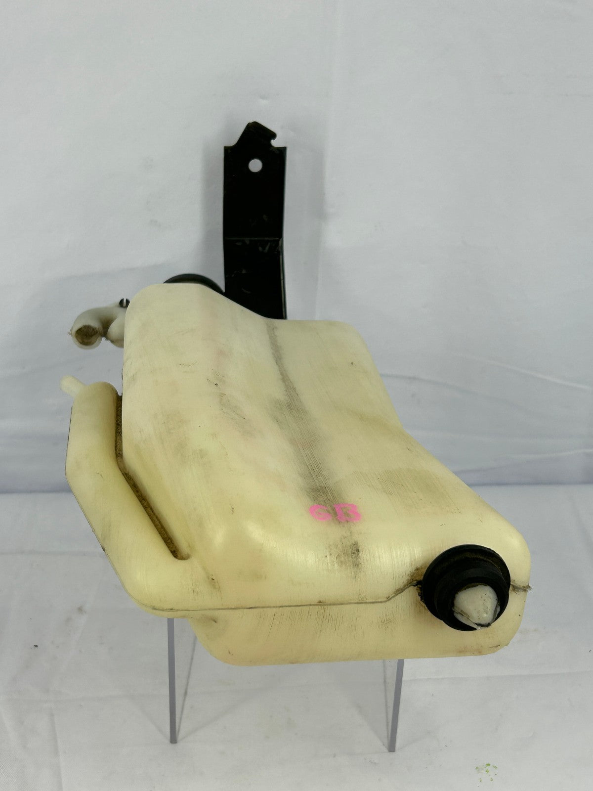 2001-2007 Toyota Sequoia Radiator Coolant Bottle Reservoir Tank OEM