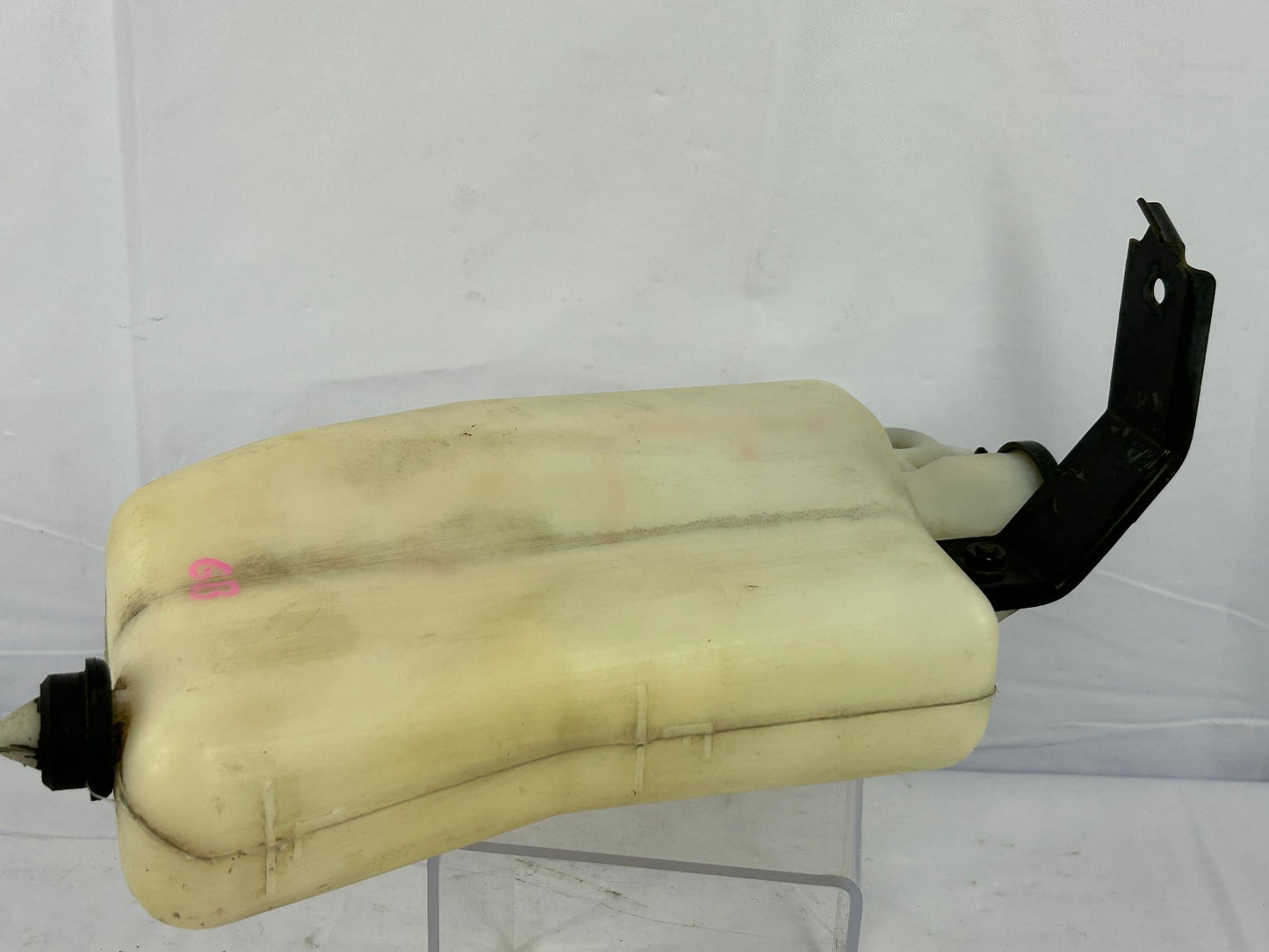 2001-2007 Toyota Sequoia Radiator Coolant Bottle Reservoir Tank OEM