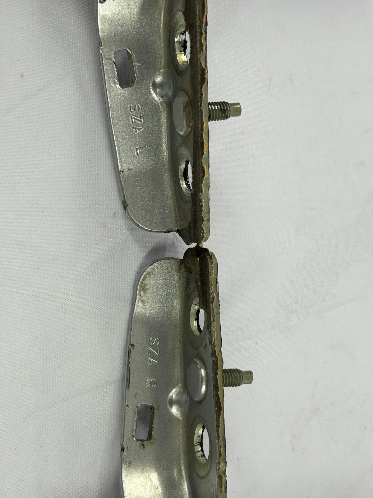 2009-2015 Honda Pilot Rear Liftgate Hinge Set With Struts