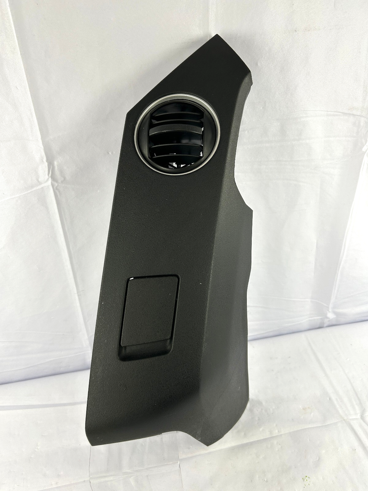 2009-2011 Honda Pilot Right Side Vent Dash Center Panel 12V Power Trim OEM