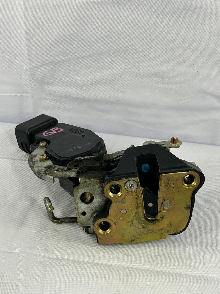 1996-2002 Toyota 4Runner Rear Right Door Latch 6934035140 Assembly
