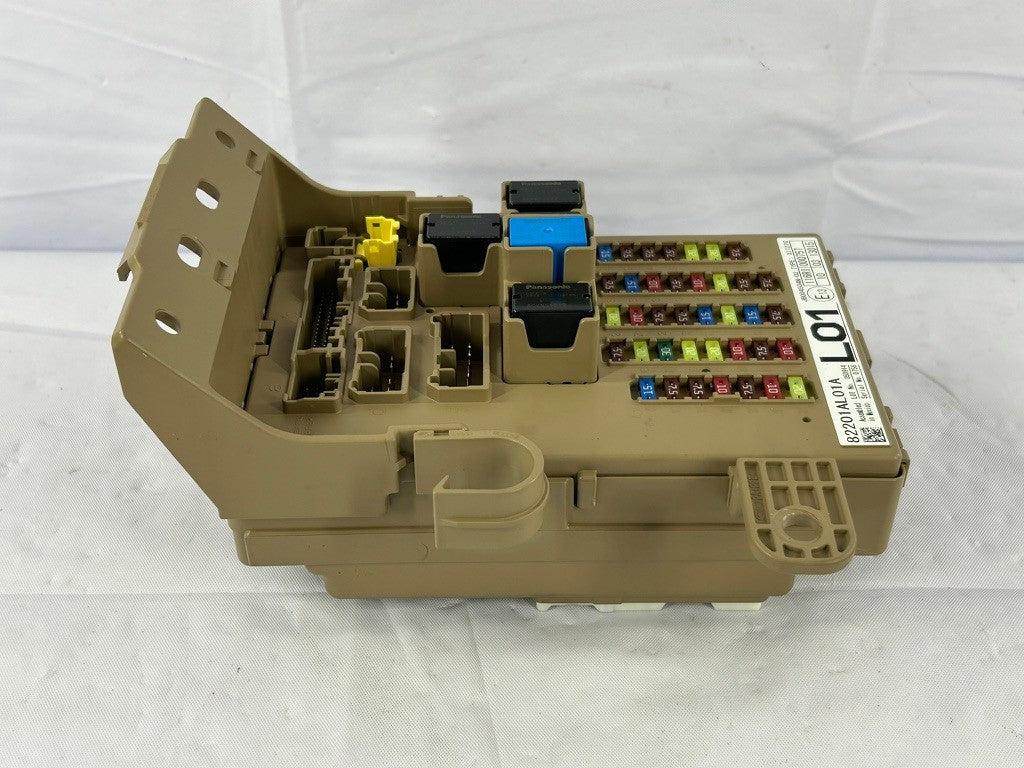 2015 Subaru Outback Junction Cabin Fuse Box 82201AL01A OEM