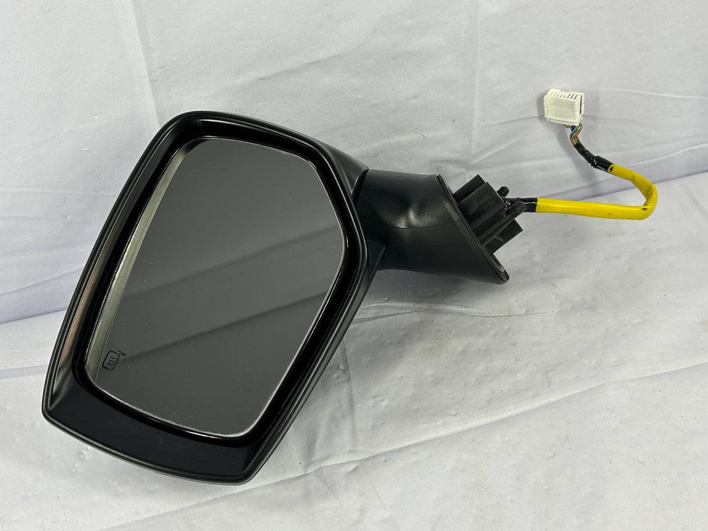 2015-2017 Subaru Outback Left Side View Heated Mirror 9-WIRE Silver OEM