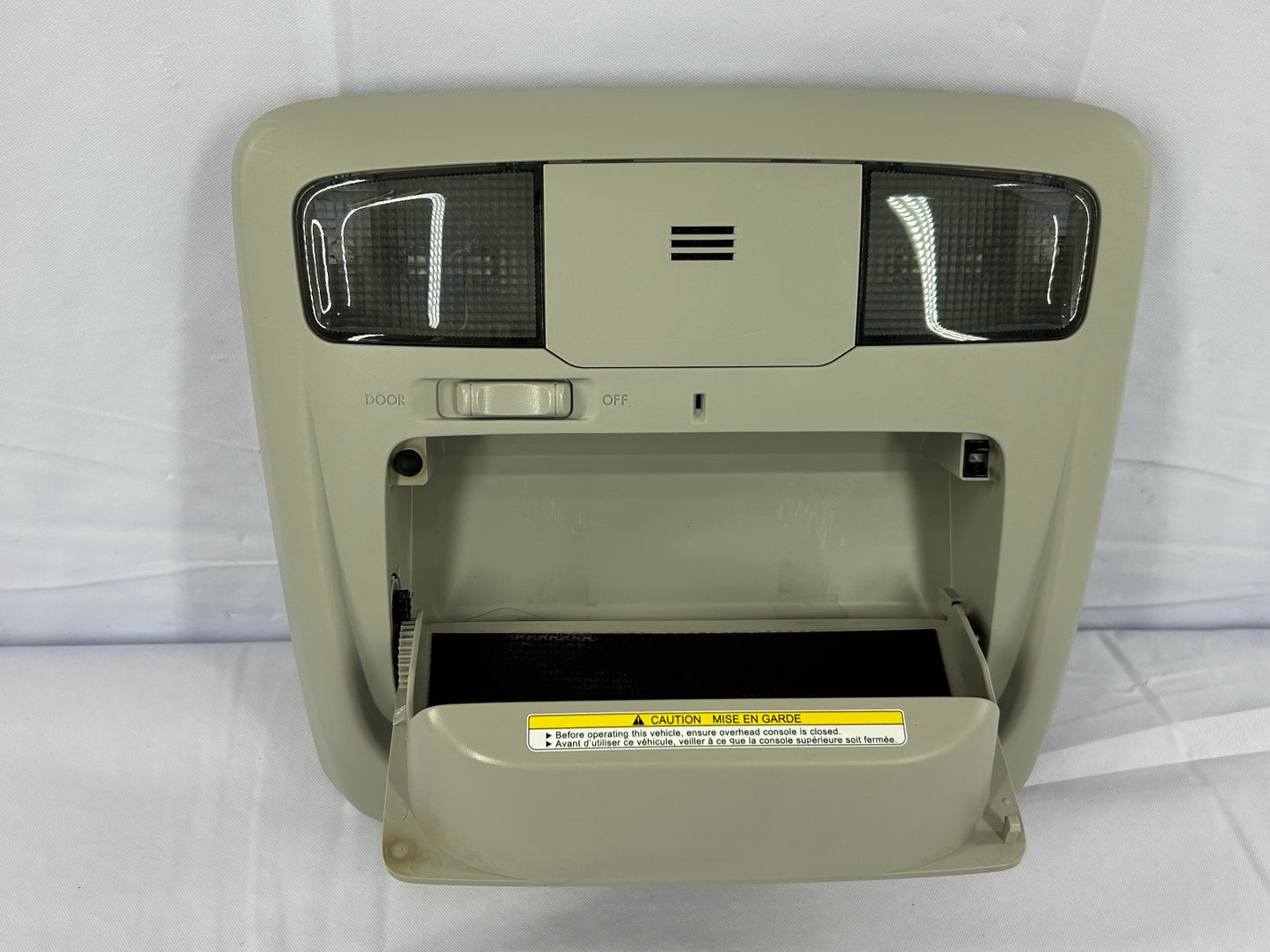 2015-2017 Subaru Outback Overhead Console Dome Light No Sunroof OEM