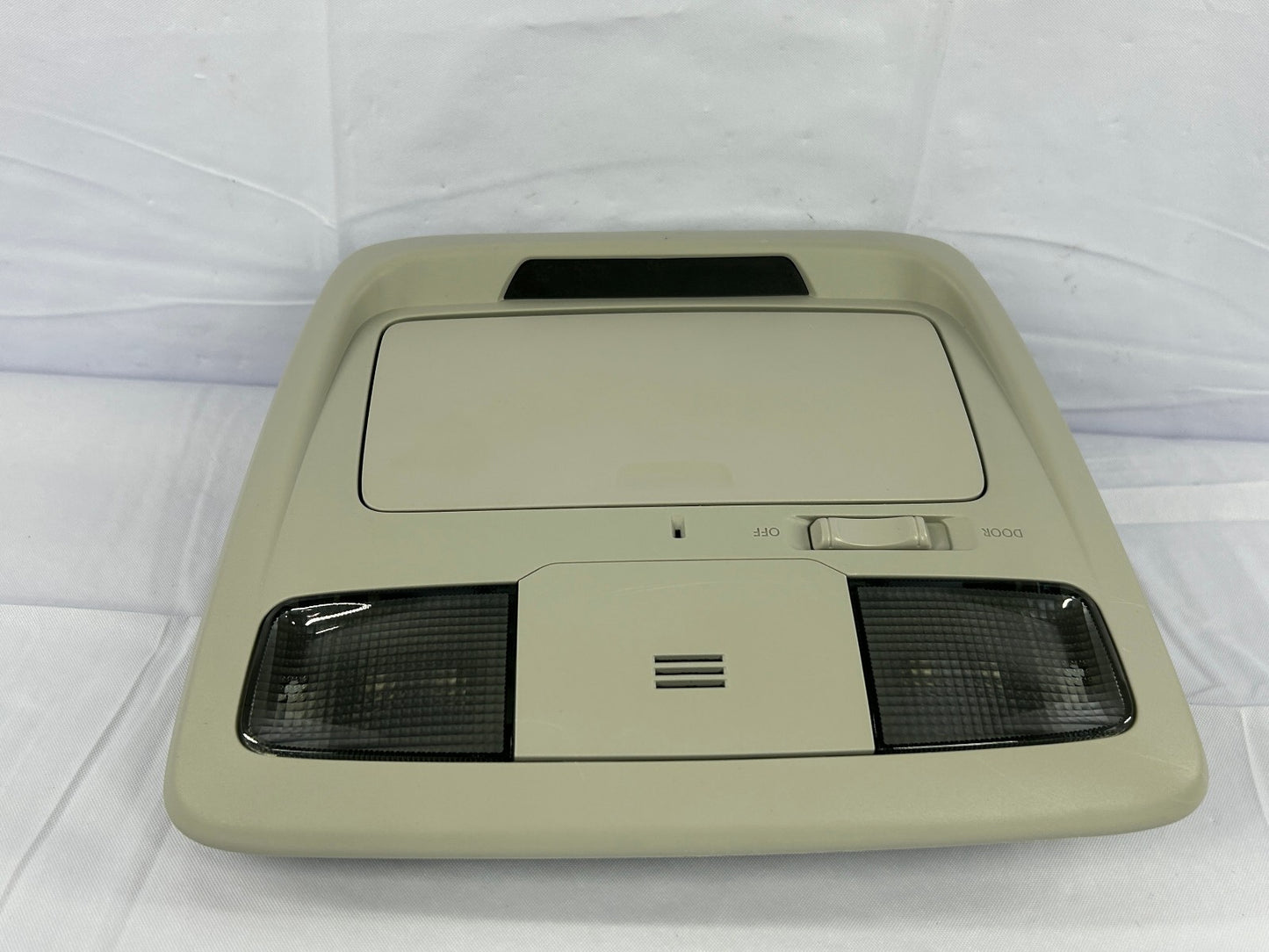 2015-2017 Subaru Outback Overhead Console Dome Light No Sunroof OEM