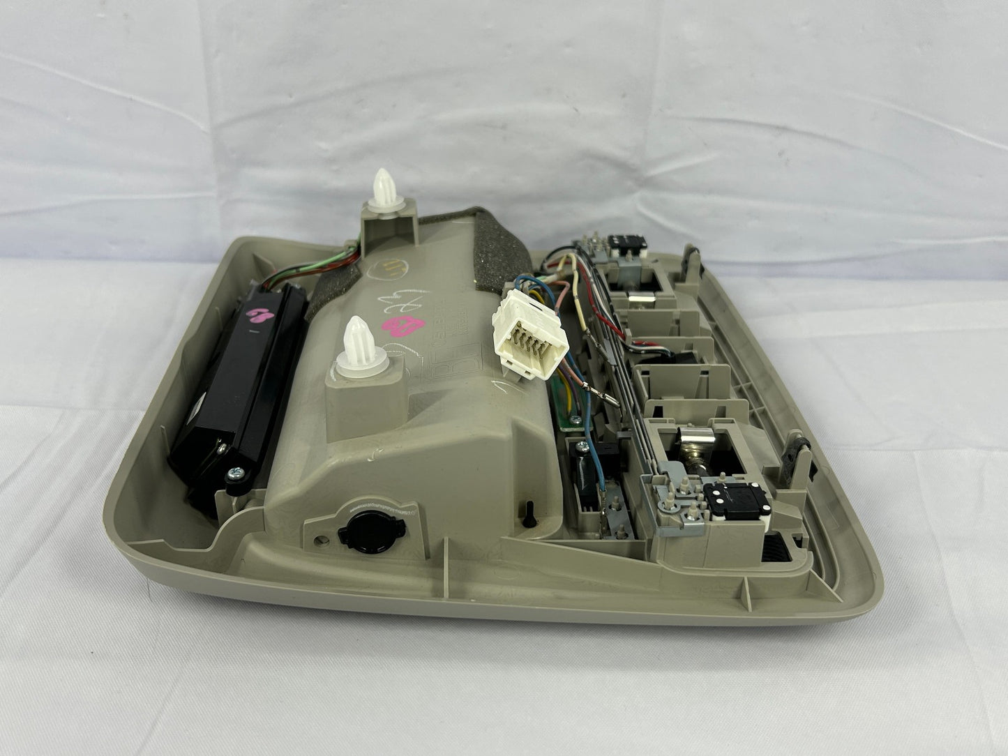 2015-2017 Subaru Outback Overhead Console Dome Light No Sunroof OEM