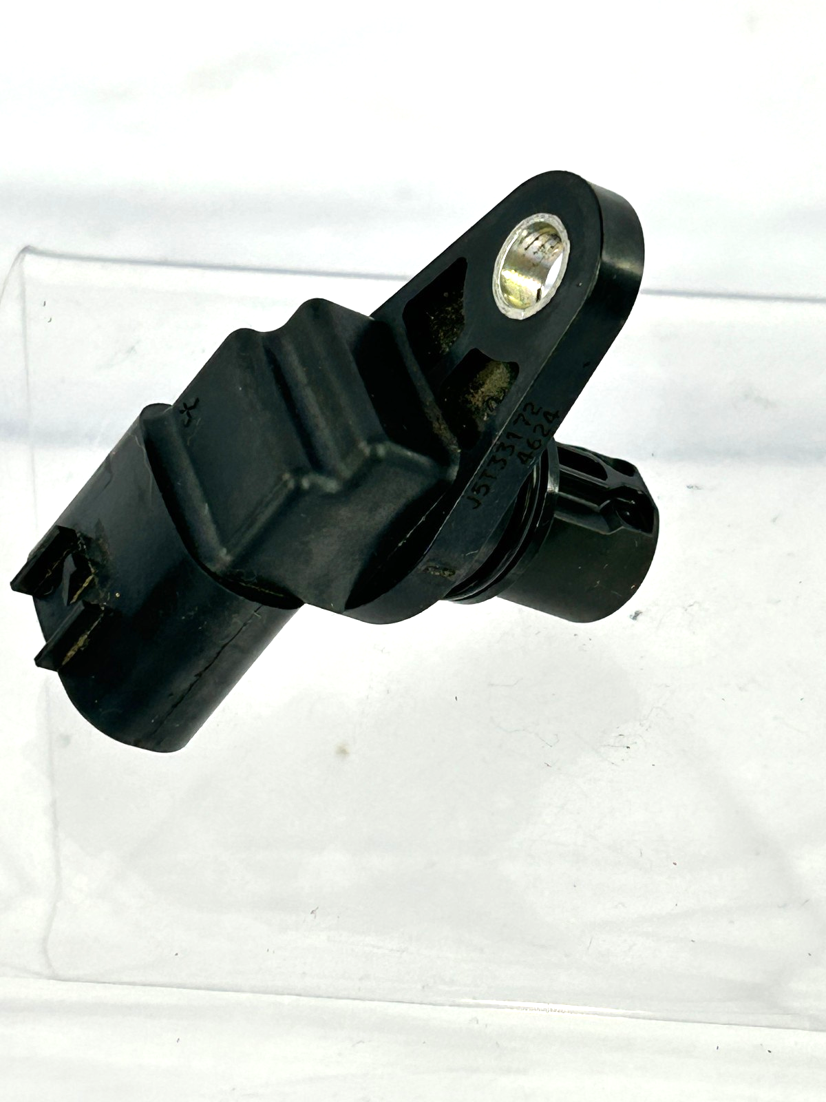 2013-2017 Subaru Outback Engine Camshaft Position Sensor 22056AA270 OEM