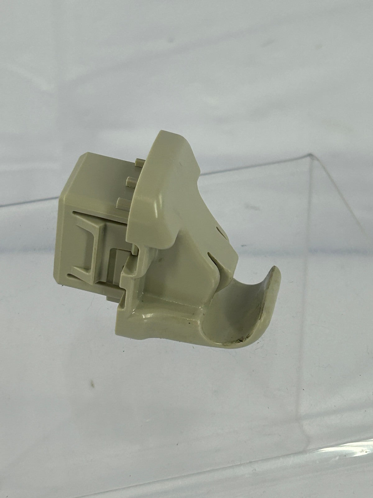 2015-2019 Subaru Outback Sunvisor Clip Tan Retainer Holder Right or Left OEM