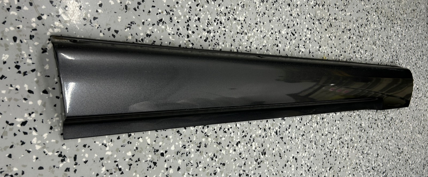 2010-2013 Toyota Highlander Door Molding Left Front Lower Trim 75072-0E030 OEM