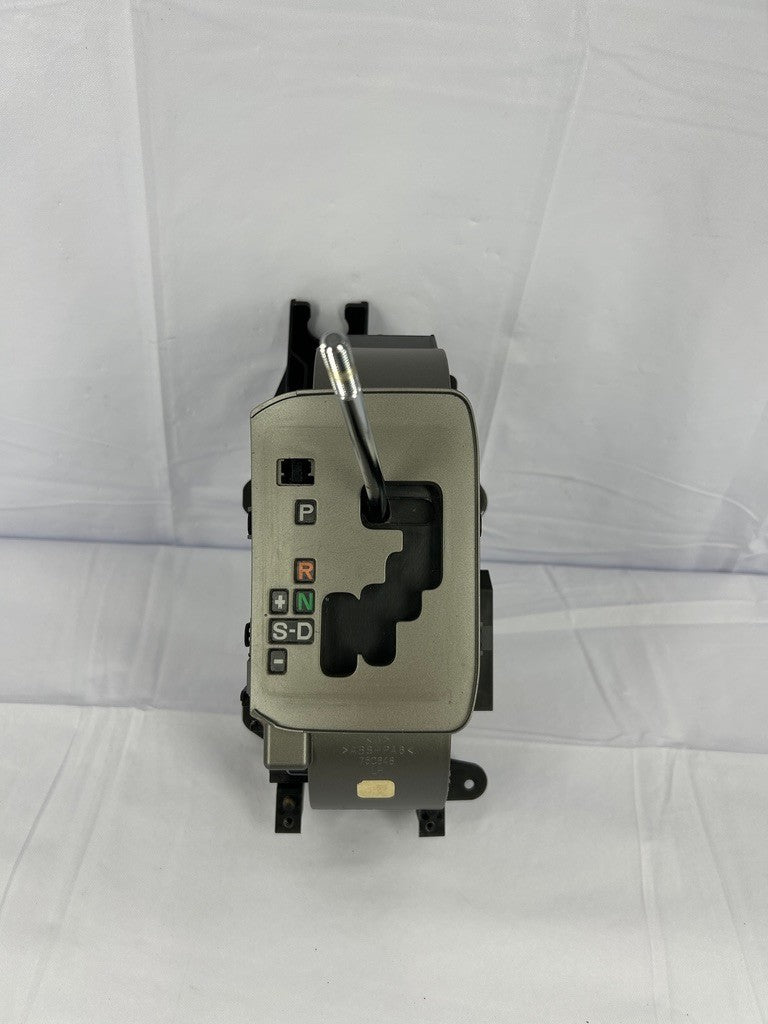 2008-2013 Toyota Highlander Floor Automatic Shifter Assembly OEM
