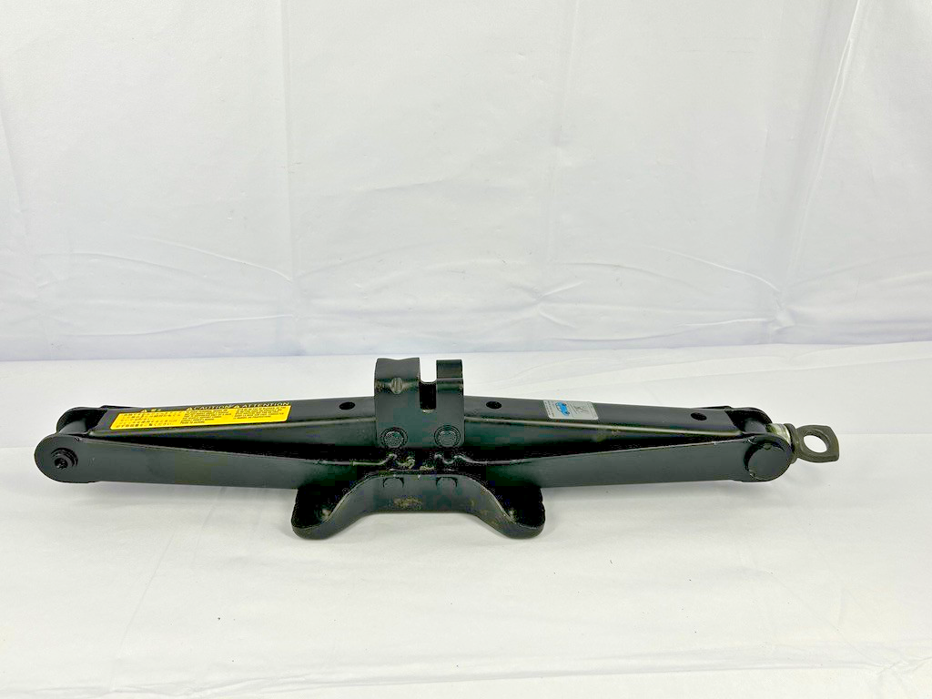 2006-2012 TOYOTA RAV4 Jack Lift 09111-0W110 OEM