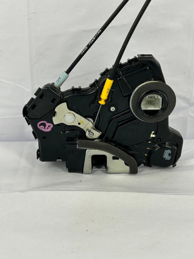 2008-2013 Toyota Highlander Door Latch Assembly Right Front OEM