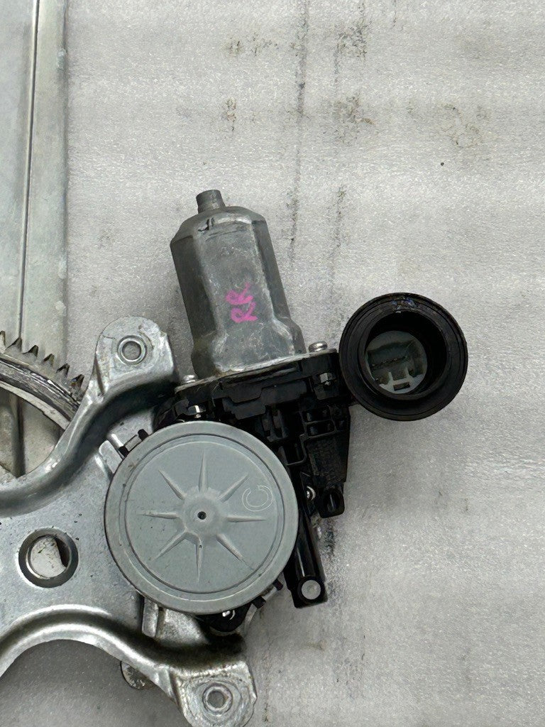 2008-2013 Toyota Highlander Window Regulator and Motor Right Rear OEM