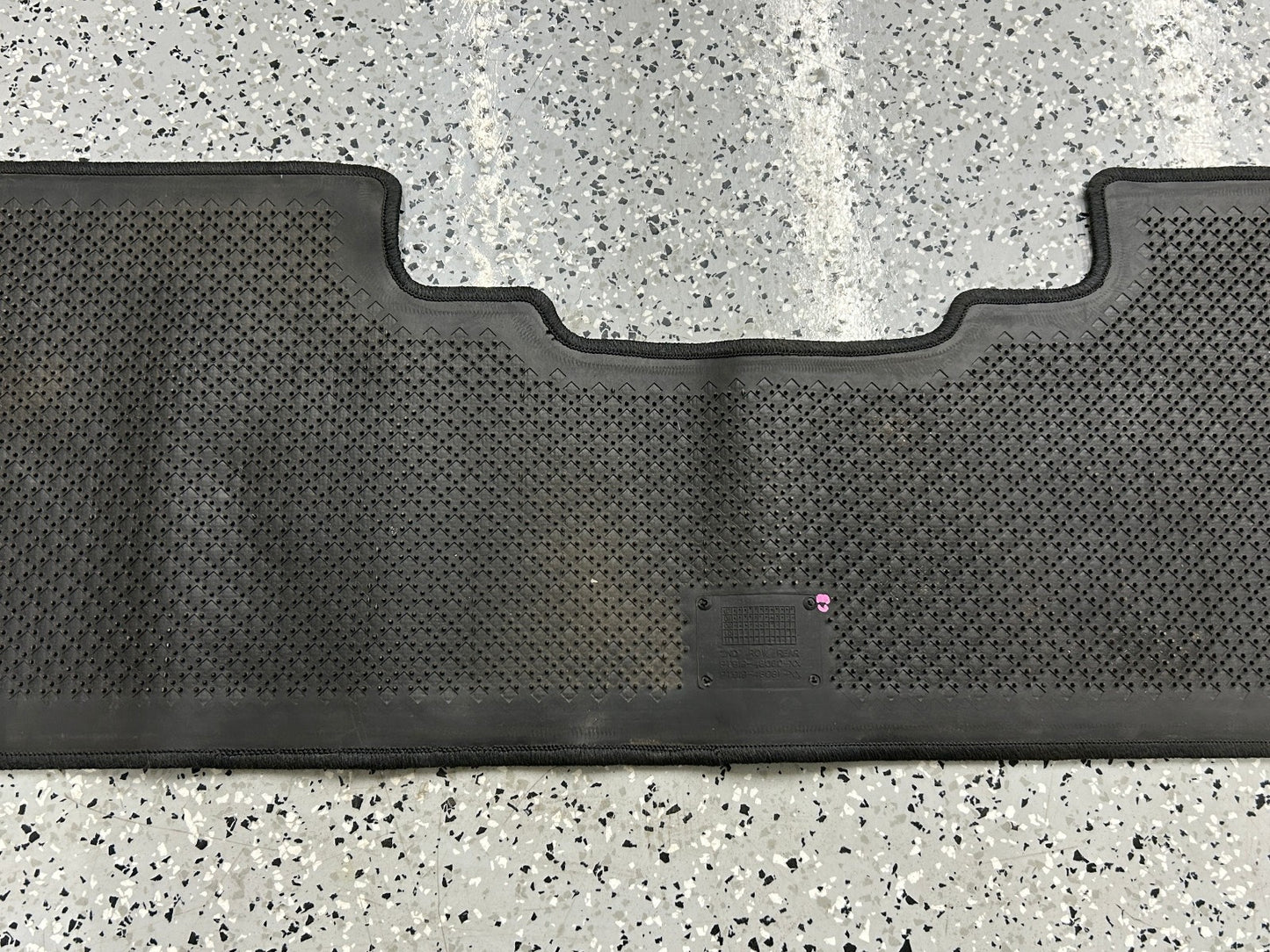 2008-2011 Toyota Highlander 2nd Row Floor Mat Carpet Black OEM