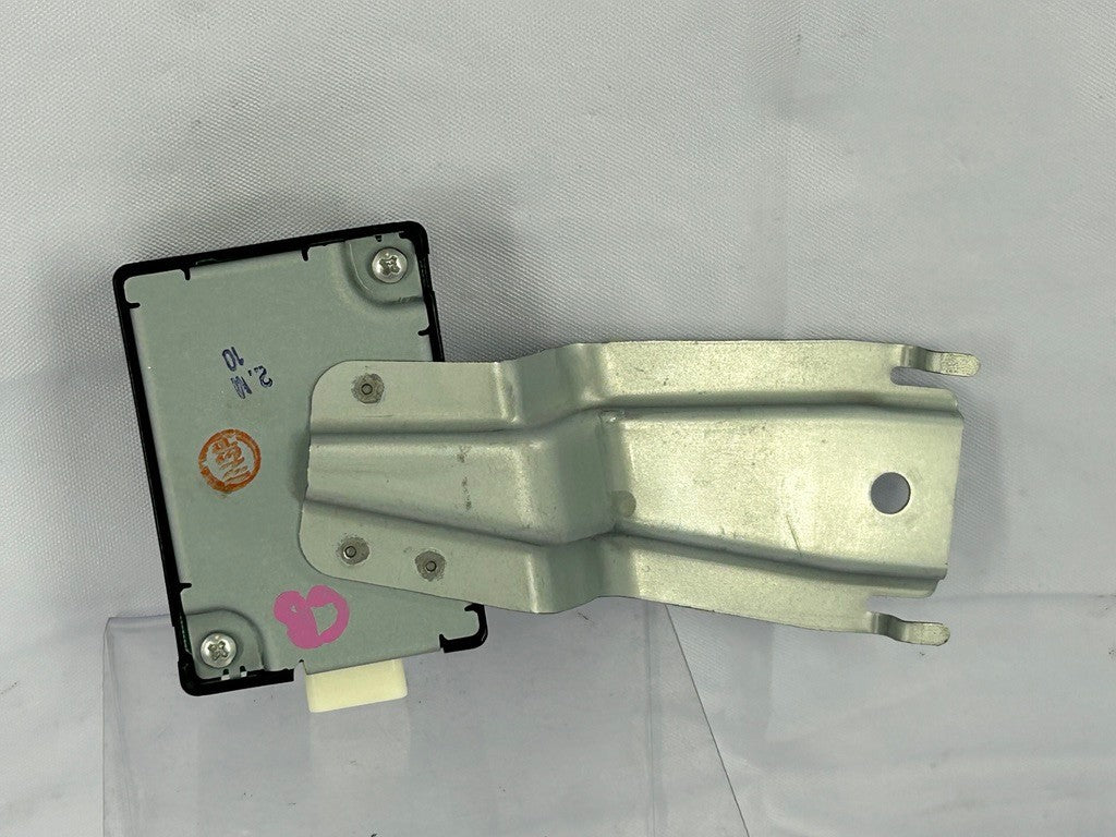 2010-2012 Toyota Highlander Tire Pressure Monitor Receiver  OEM 897600E030
