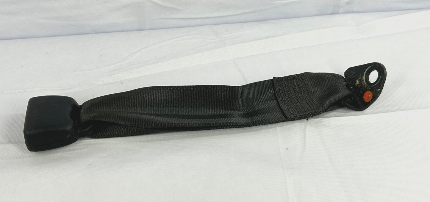 2010-2013 Toyota Highlander 3rd Row Right Seat Belt Buckle Receiver OEM