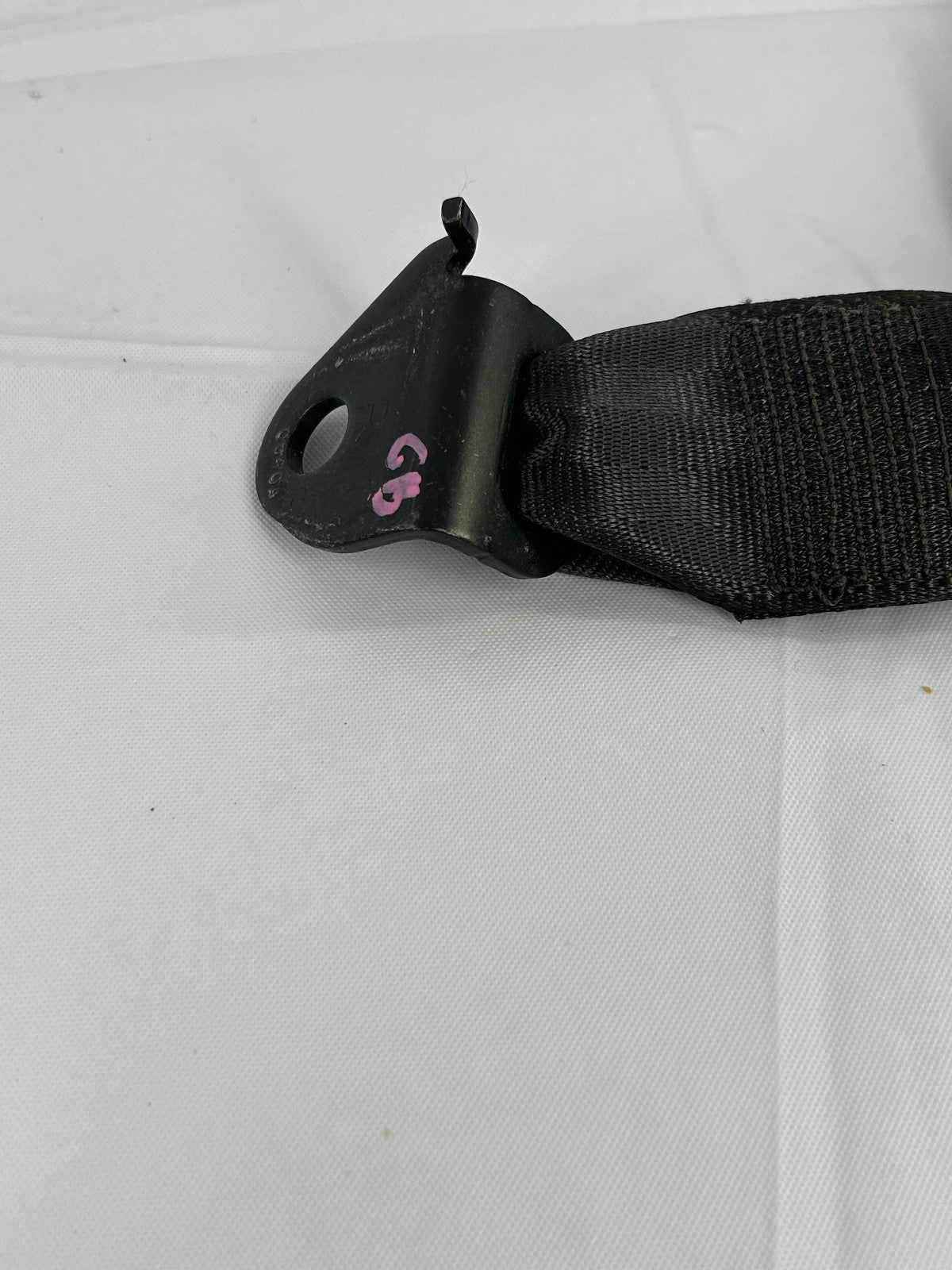 2010-2013 Toyota Highlander 3rd Row Right Seat Belt Buckle Receiver OEM