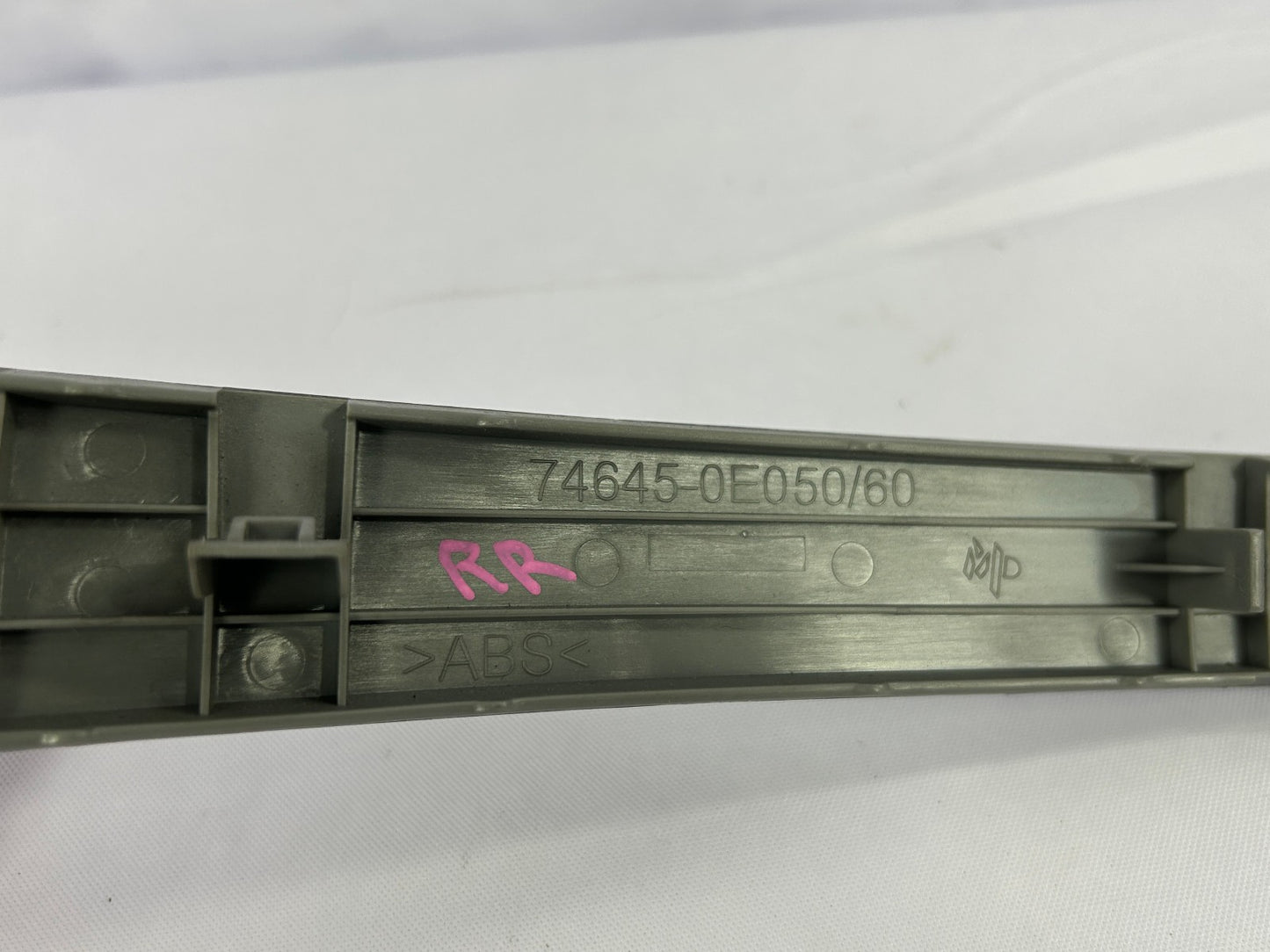 2008-2013 Toyota Highlander Rear Right Door Panel Handle Cover 74645-0E050 OEM