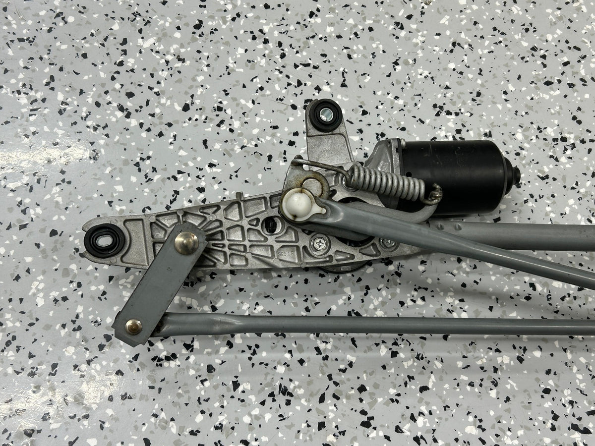 2008-2010 Toyota Highlander Windshield Wiper Motor & Linkage OEM 8511048120