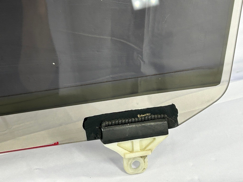1998-2000 Lexus LX470 Right Front Door Window Glass OEM 68101-60241
