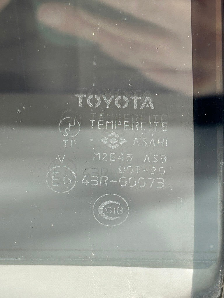 1998-2000 Lexus LX470 Door Window Fixed Vent Glass Rear Left OEM