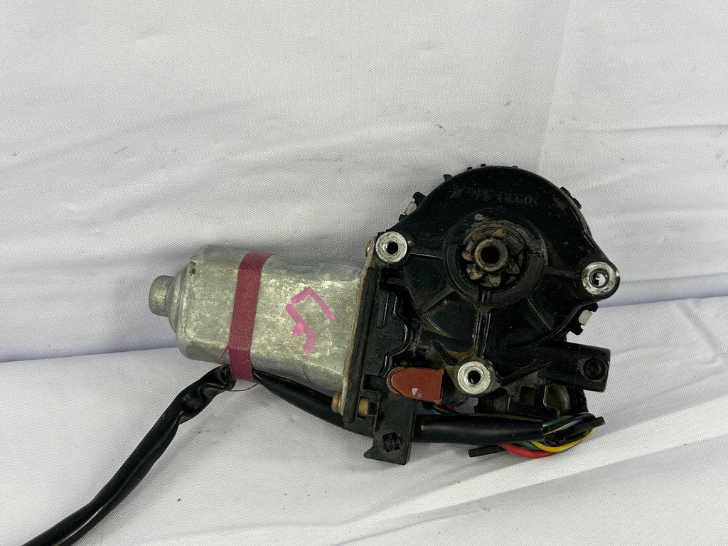 2004-2006 Toyota Tundra Left Front Window Motor 8572034030 OEM