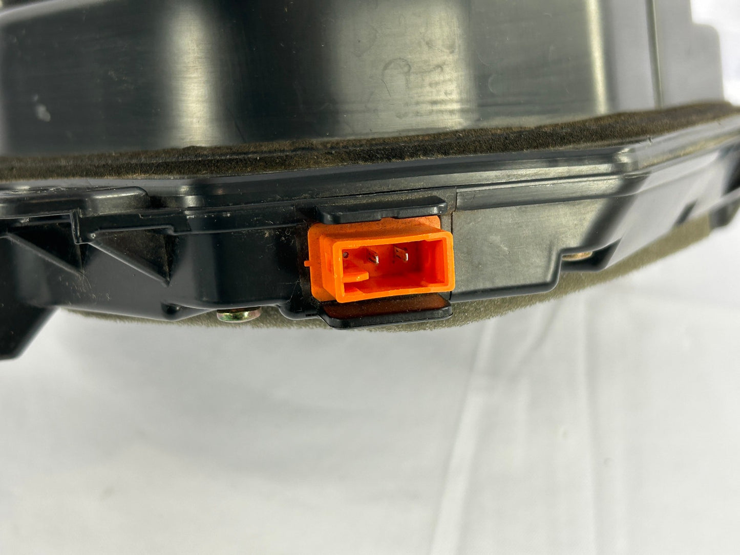 1998-2001 Lexus LX470 Front Right Door Speaker Pioneer 86150-60060 OEM