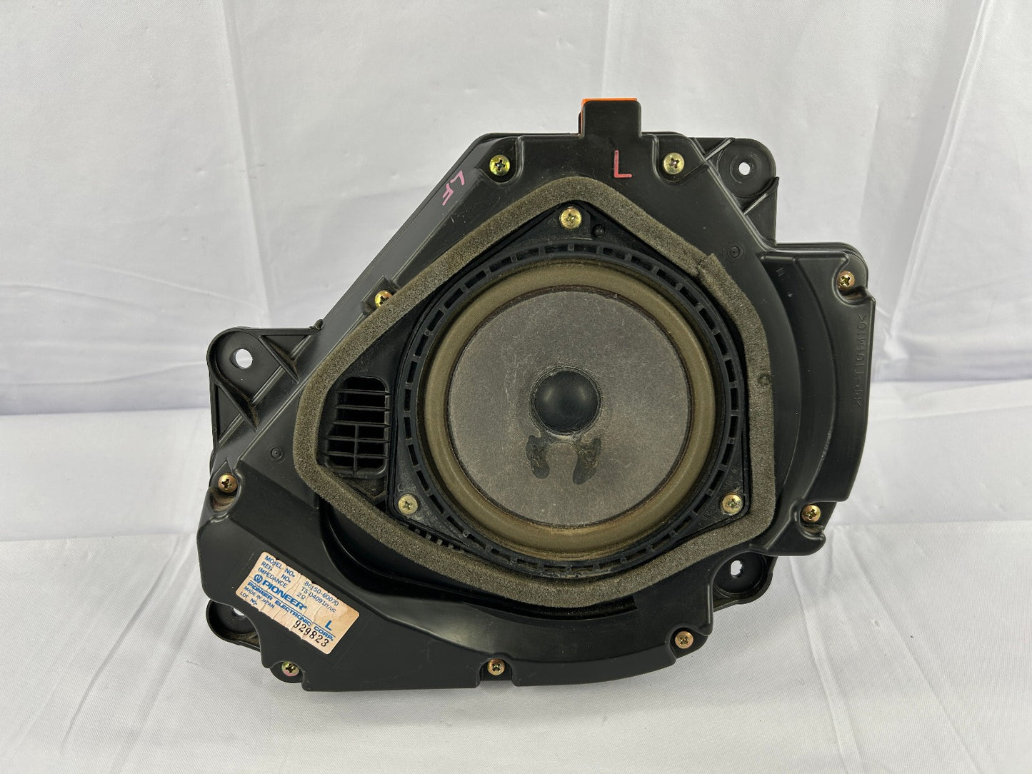 1998-2001 Lexus LX470 Front Left Door Speaker Pioneer 86150-60070 OEM