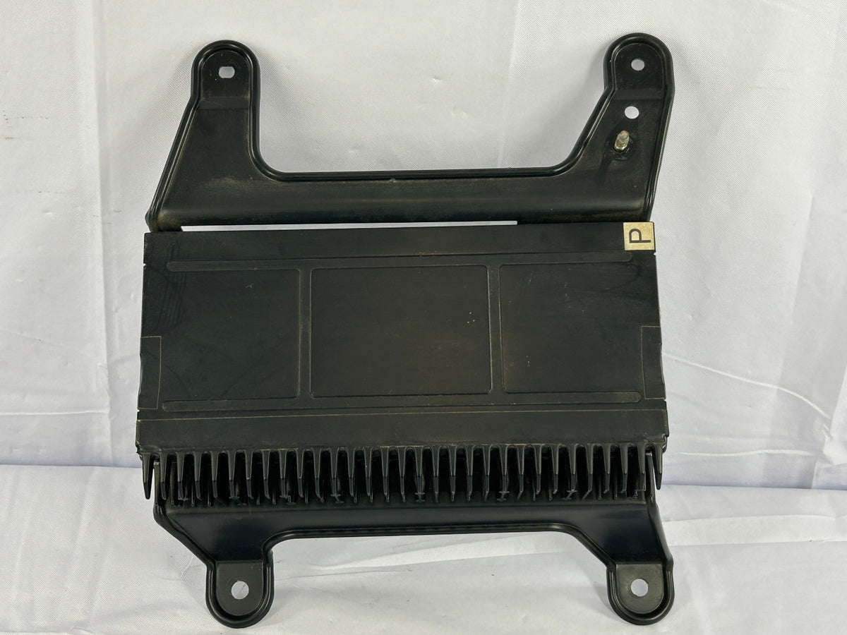 1998-2001 Lexus LX470 Pioneer AMP Amplifier 86280-60160 OEM