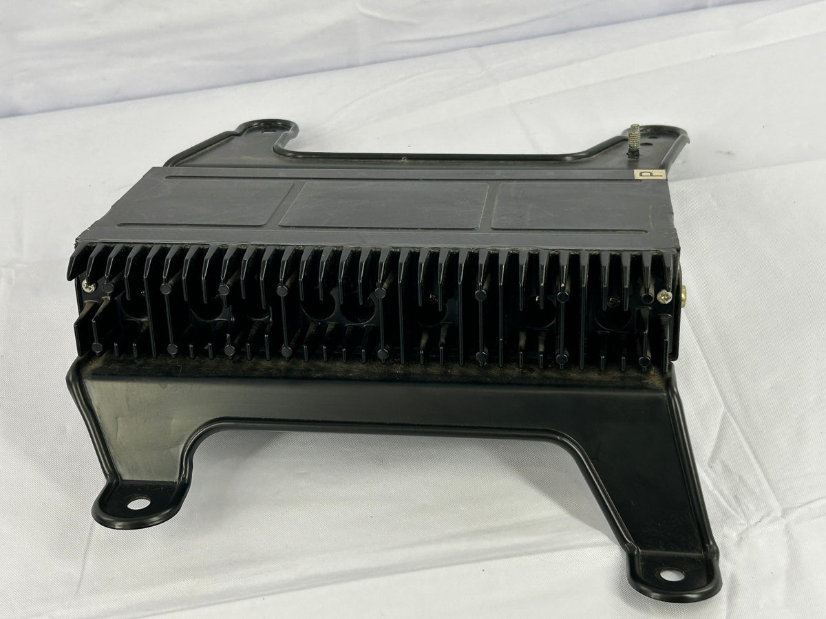 1998-2001 Lexus LX470 Pioneer AMP Amplifier 86280-60160 OEM