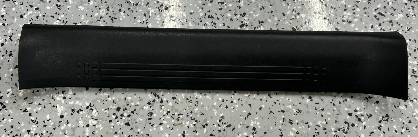 2009-2015 Honda Pilot Right Front Scuff Plate Garnish Trim OEM