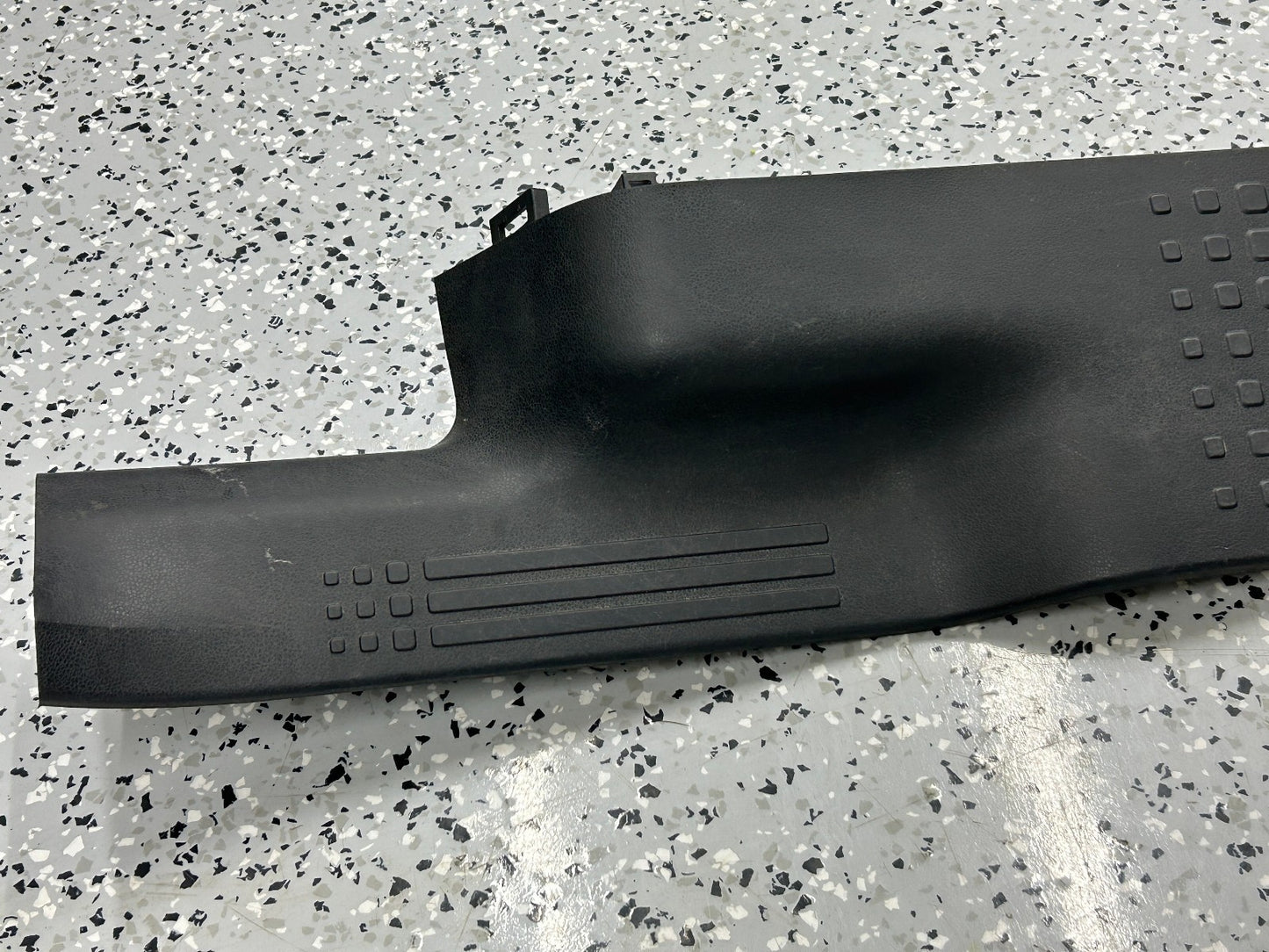 2009-2015 Honda Pilot Left Side Carpet Retainer Scuff Plate Garnish OEM