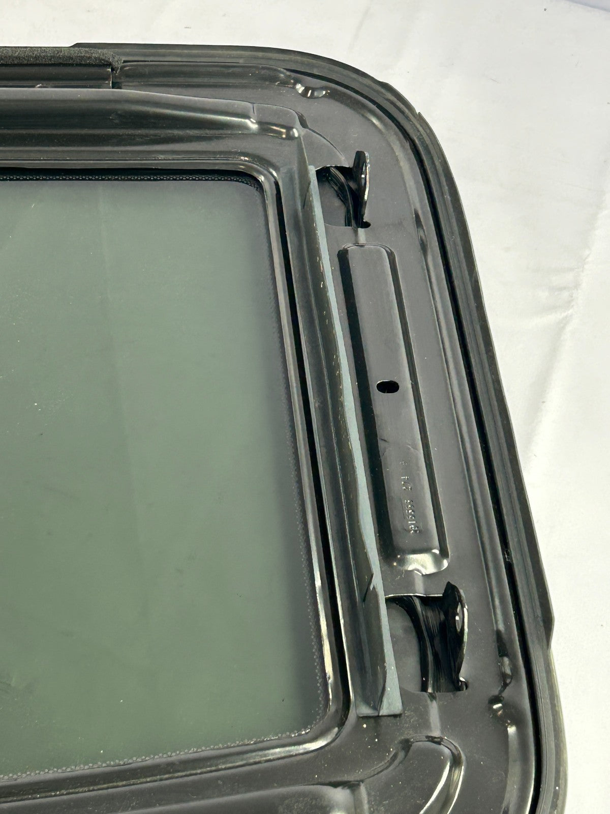 2009-2015 Honda Pilot Sunroof Glass Factory OEM -Used- 70200SZAA02