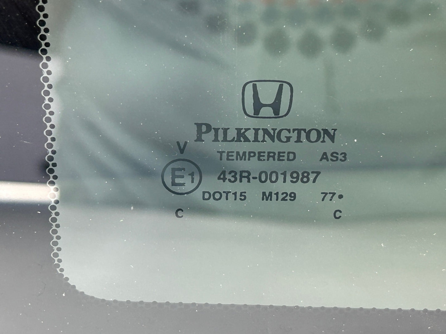 2009-2015 Honda Pilot Sunroof Glass Factory OEM -Used- 70200SZAA02