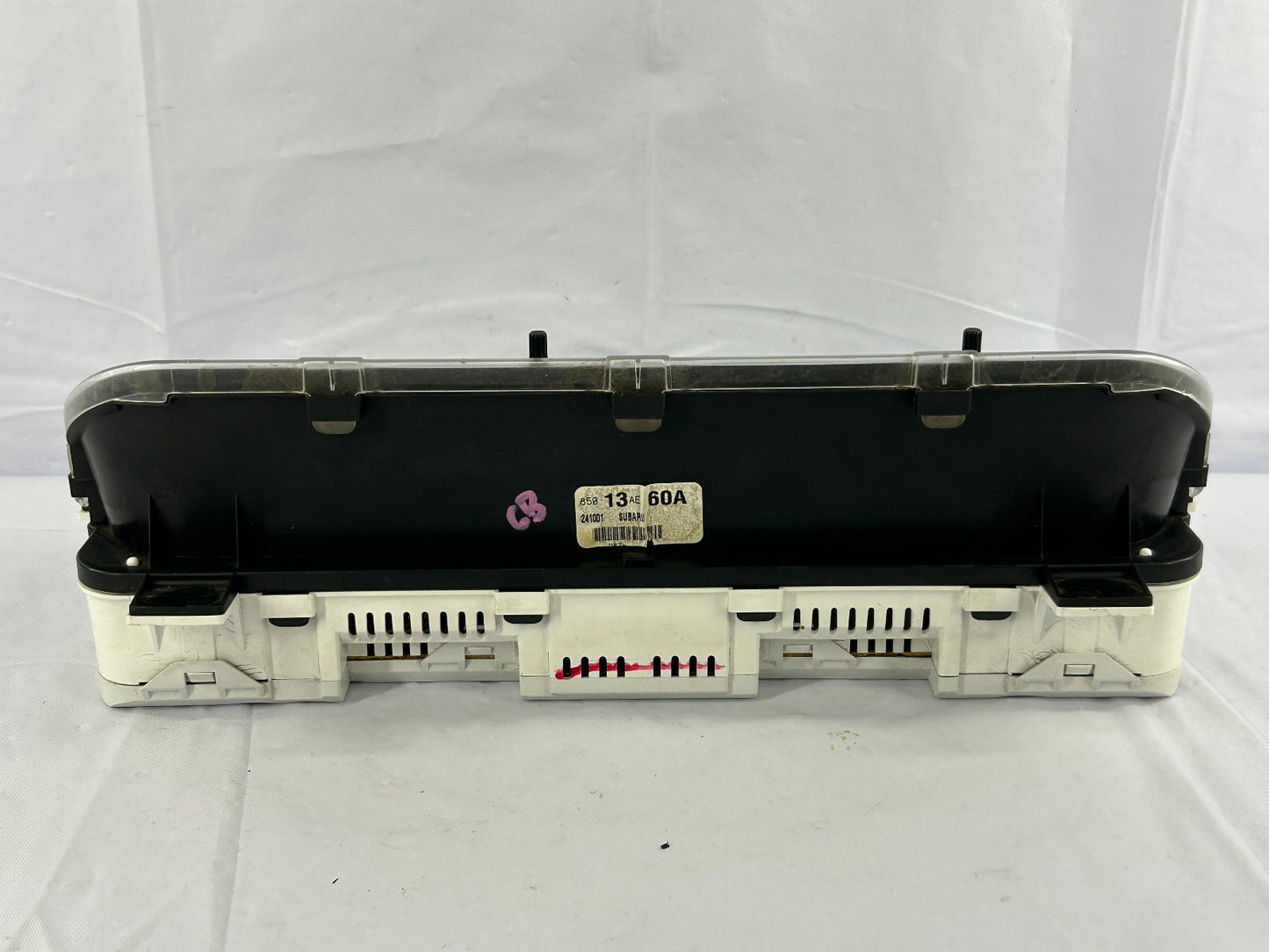 2002 Subaru Outback Speedometer Instrument Cluster Gauges 85013AE60A OEM