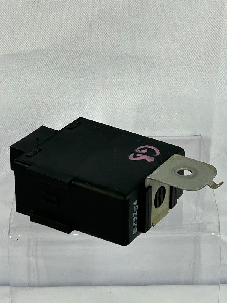 2000-2002 Subaru Legacy Outback Seat Belt Timer Warning Unit 88013AE00A OEM