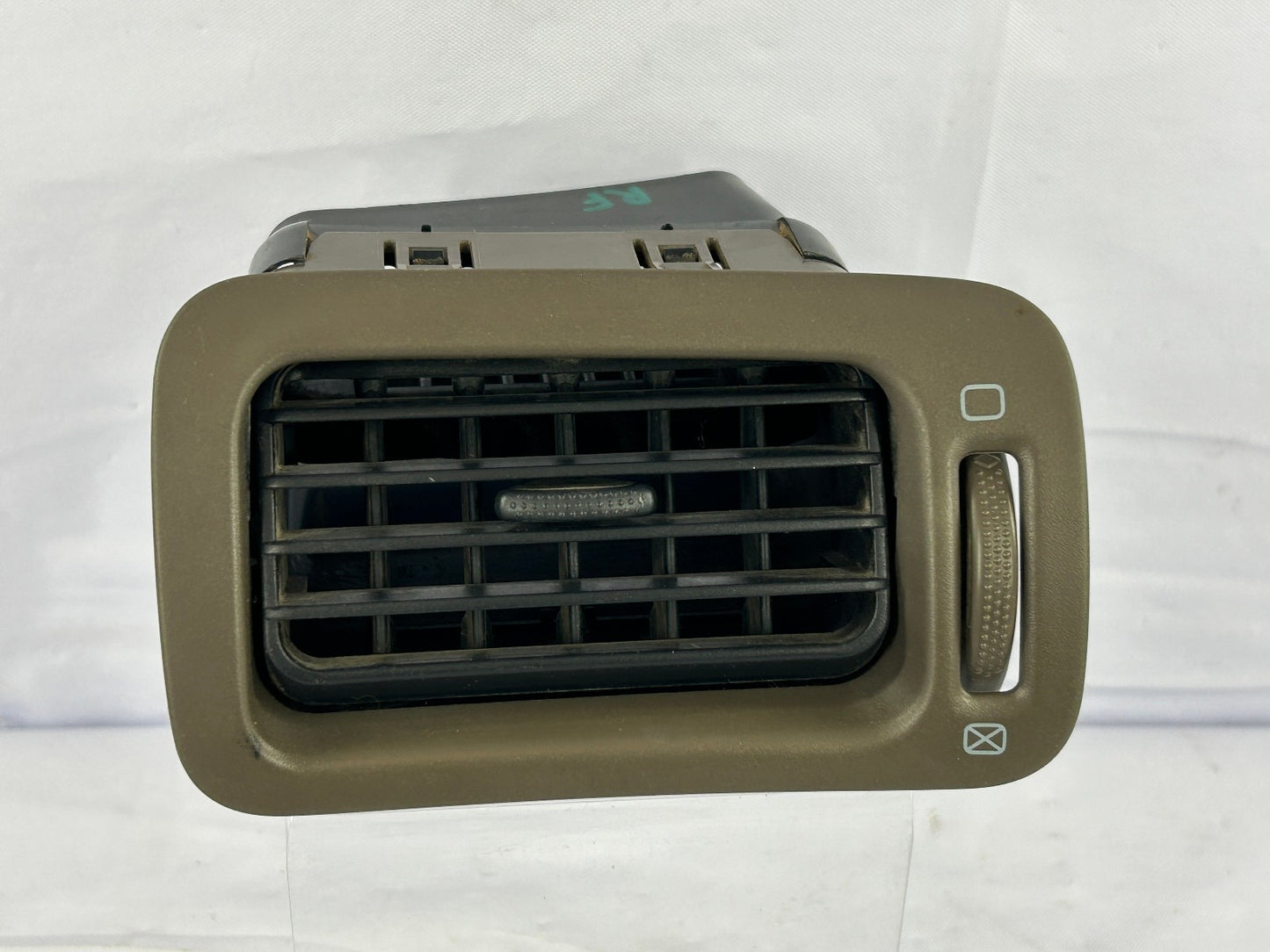 2000-2004 Subaru Outback Right Dash Vent HVAC AC Heater OEM