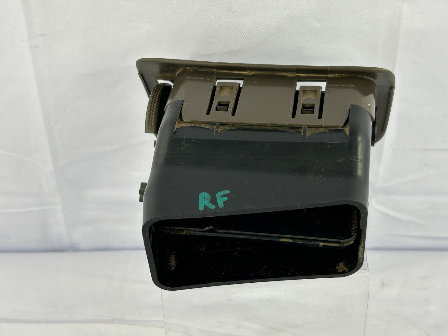 2000-2004 Subaru Outback Right Dash Vent HVAC AC Heater OEM