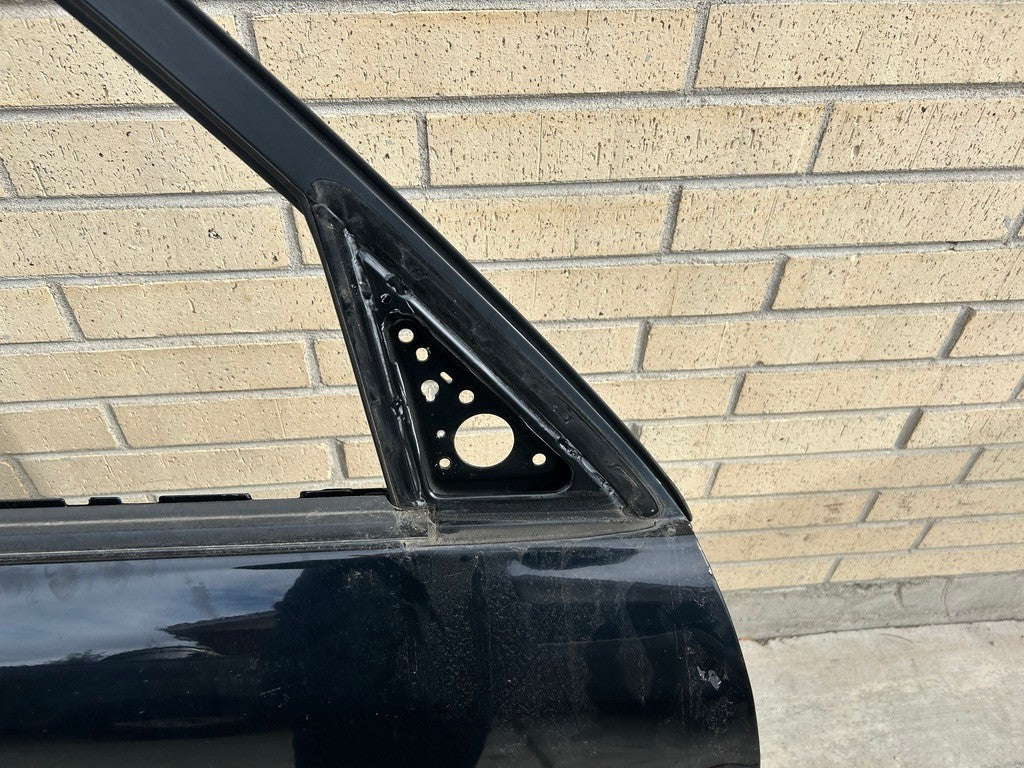 1999-2006 Lexus LX470 Door Shell Right Front Door Shell Black 6700260611
