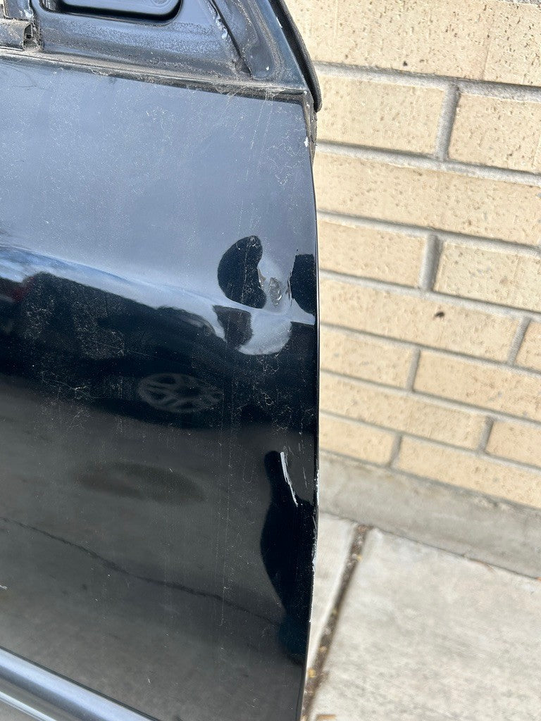 1999-2006 Lexus LX470 Door Shell Right Front Door Shell Black 6700260611