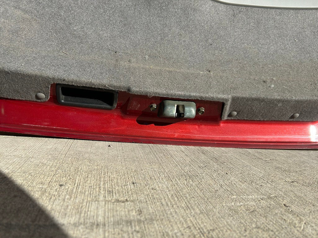 2005 Subaru Impreza WRX Wagon Hatch Trunk Liftgate Glass Spoiler Red Assembly