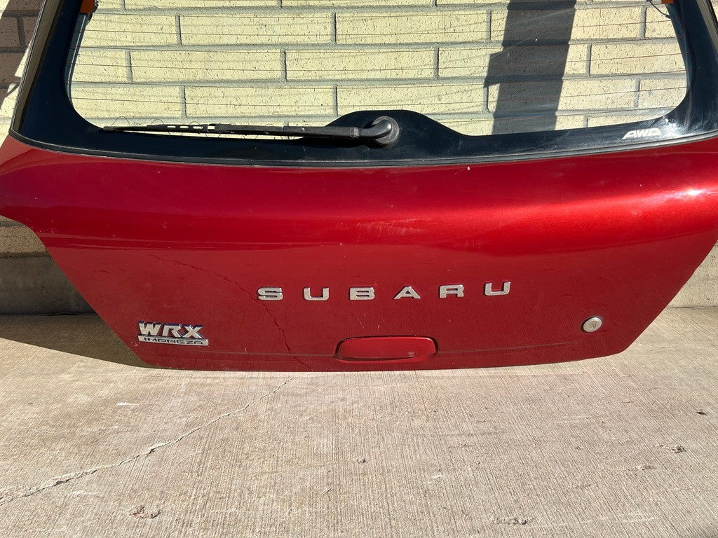 2005 Subaru Impreza WRX Wagon Hatch Trunk Liftgate Glass Spoiler Red Assembly