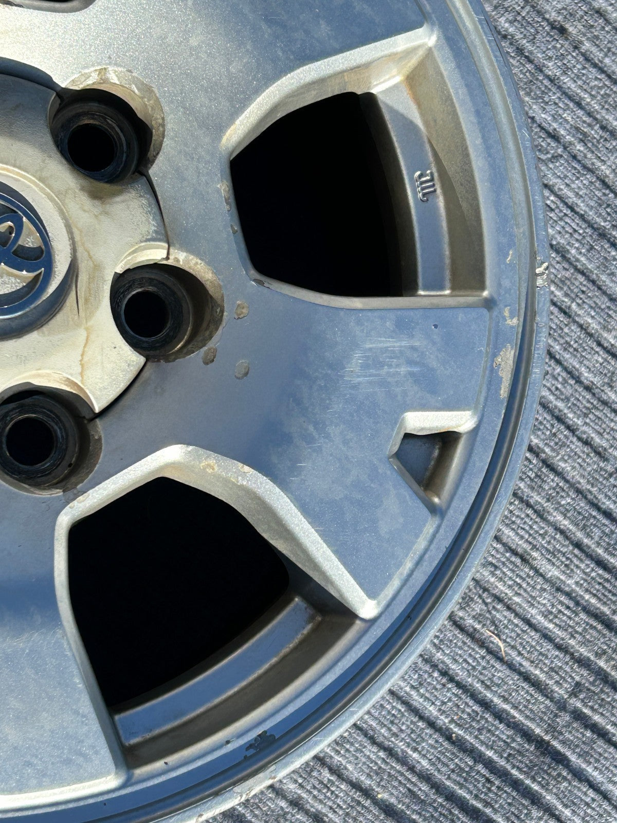 2005-2010 Toyota Tacoma 5-Spoke Aluminum Alloy Wheel 16” 16x7JJ Original Rim OEM