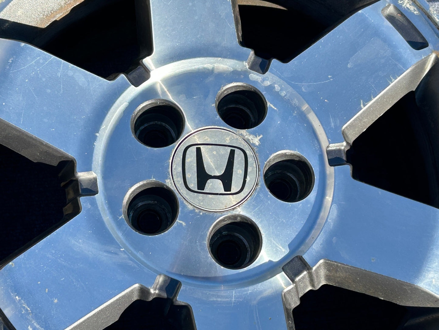 2009-2011 Honda Pilot 17X7.5 Aluminum Alloy Chrome 6 Spoke 42700SZAA61 OEM