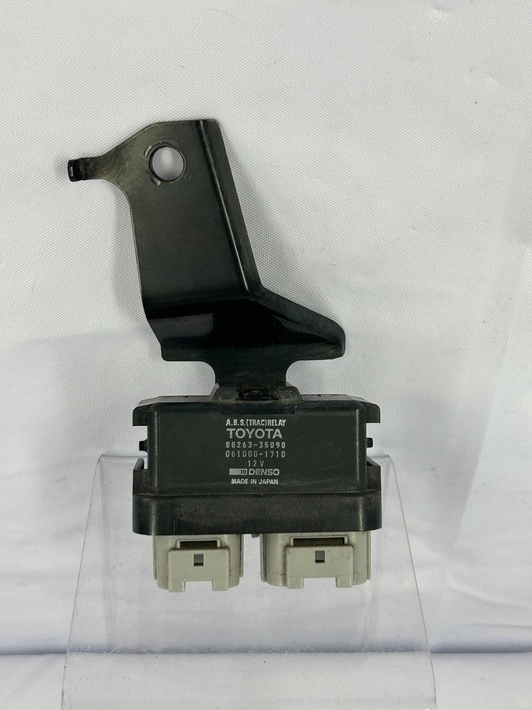 1996-2000 Toyota 4Runner ABS Relay 8826335090 OEM