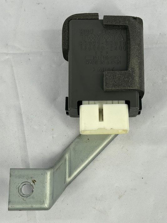 1996-1999 Toyota 4Runner Roof Control Sunroof Accessory Relay 85921-35010 OEM
